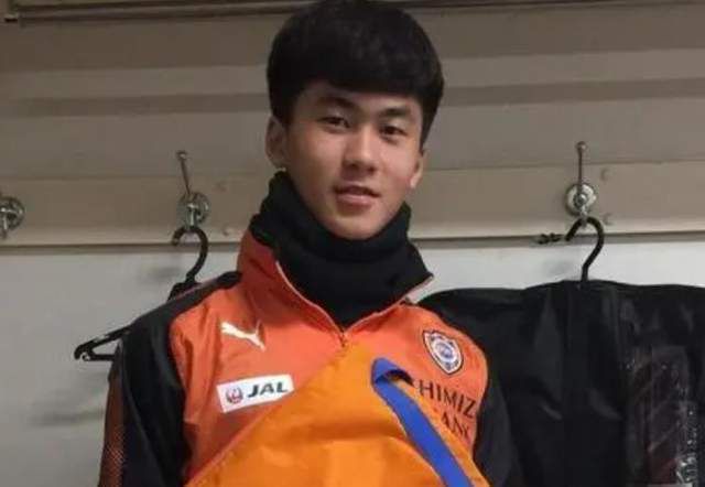 那个女孩的男人
