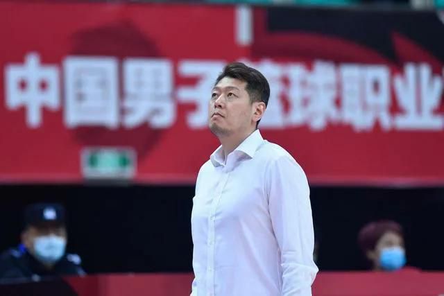 爆操小舞