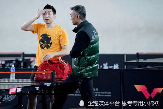含着她的花蒂啃咬高潮免费视频